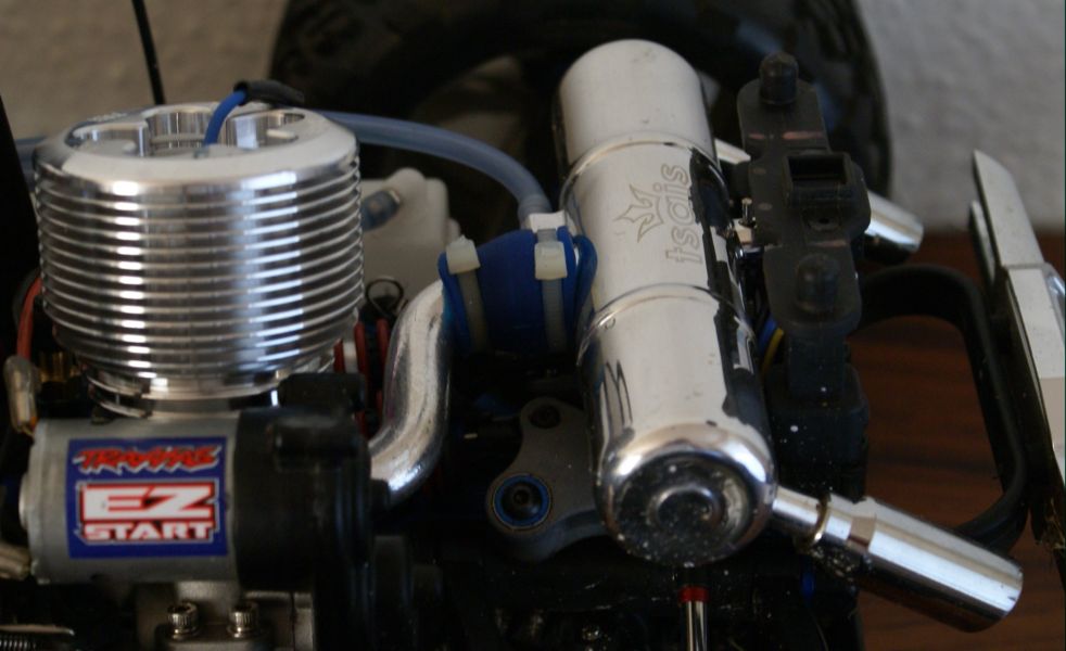 traxxas revo 3.3 exhaust